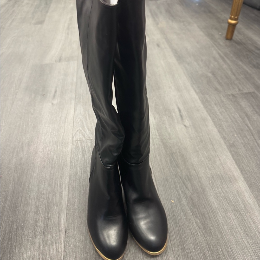 Black Knee-High Women's Boots